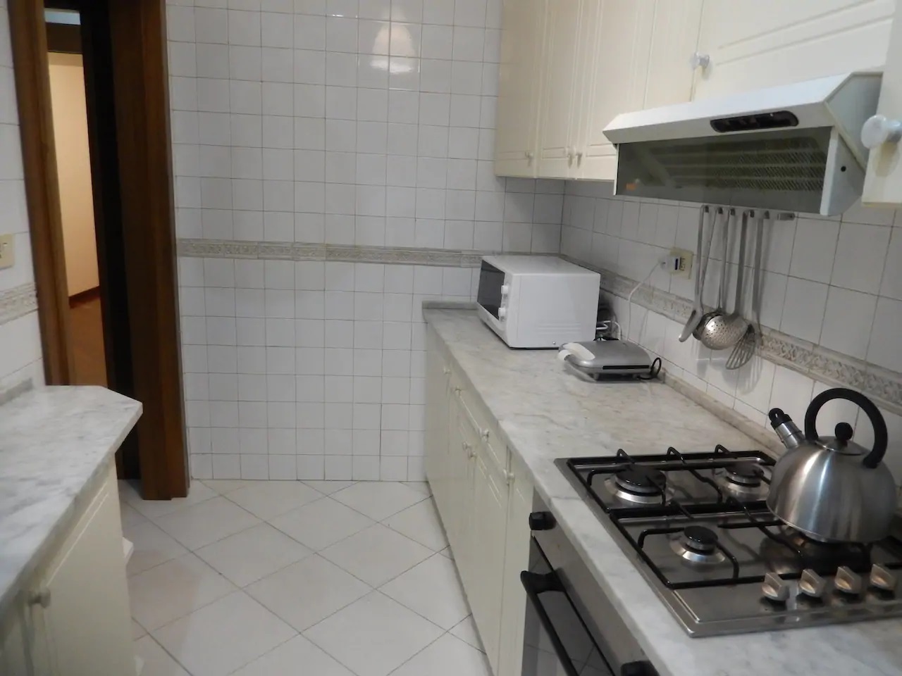 cucina vista finestra